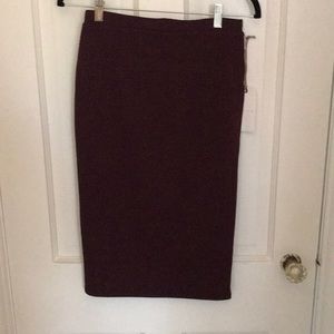 burgundy midi pencil skirt